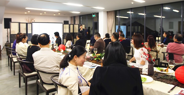 天堂硅谷全權(quán)委托客戶(hù)答“蟹”晚宴濃情落幕