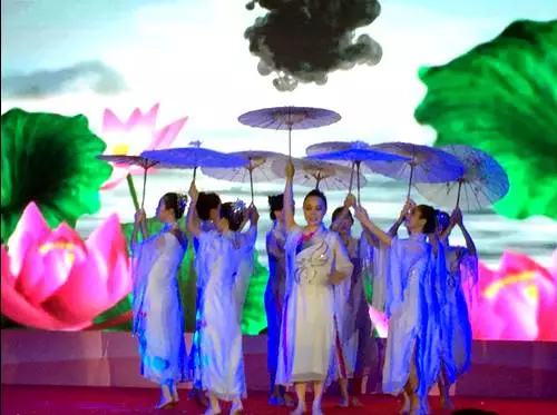 長(zhǎng)情陪伴 助力未來——硅谷天堂資產(chǎn)管理集團(tuán)舉行十周年員工大會(huì)